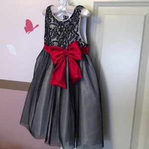 Girls Black and Red Party Dress Size 3T